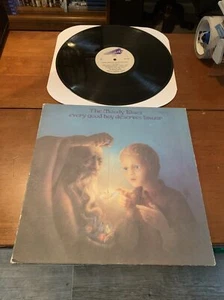 THE MOODY BLUES EVERY GOOD BOY DESERVES FAVOUR LP - Picture 1 of 14