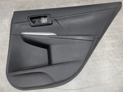 Panel de moldura de puerta derecha para pasajero trasero Toyota Camry 2012-2014 - negro Foto 1 de 4