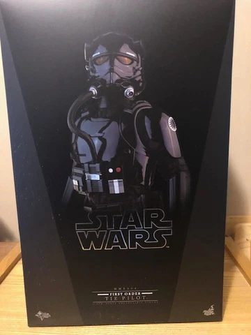 Hot Toys Star Wars 1:6 Episode 7 (TFA) - First Order Tie Pilot MMS 324 Cover