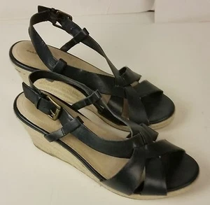 Lands' End 10b sandals leather uppers 2 1/2" block heels buckle strap - Picture 1 of 6