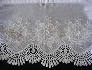 Nuevo par de fundas de almohada de encaje bordadas 100 % algodón blancas estándar Queen King M9# - Imagen 1 de 9