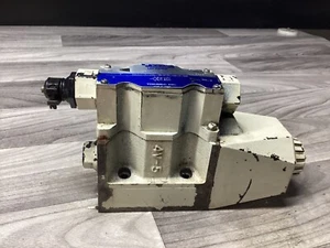 Tokimec DG4V-5-2AL-M-P7L-H-7-40 #112D93PR5 - Bild 1 von 3