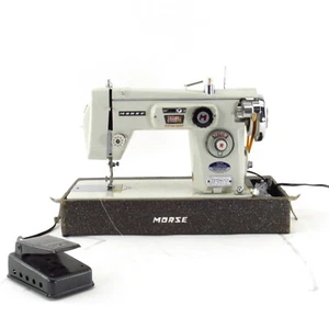 Vintage Morse Model 4100 Sewing Machine Fotomatic Zig Zag With Pedal and Case - Picture 1 of 16
