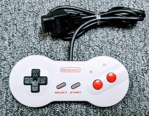 Official Nintendo NES Dogbone Controller, Restored! Original - Picture 1 of 2