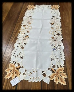 Heritage Lace Bronze Leaves Embroidered & Cut Lace Table Runner 16" x 36" NOS - Picture 1 of 4