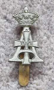 19th Hussars Queen Alexandra's Own Royal Hussars White Metal Cap badge Slider - Foto 1 di 3