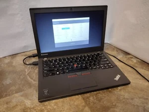 Lenovo ThinkPad X250 12.5" Laptop Intel Core i5 8GB RAM 128 SSD Linux Mint 21.3 - Picture 1 of 6