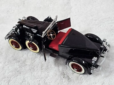 VTG DANBURY MINT 1927 Stutz Black Hawk Roadster 1/24 CAR DIECAST - NIB - MINT - Image 1 of 4