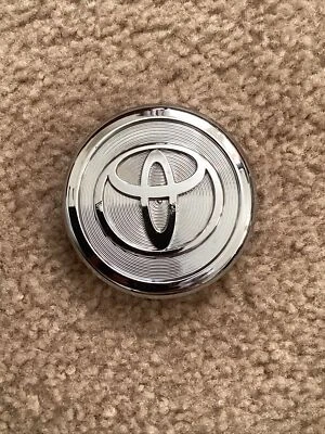 00 16 TOYOTA CAMRY AVALON MATRIX SOLARA TAPACUBOS DE RUEDA 42603-AC020 1 pieza 2-1/2” OD Foto 1 de 4