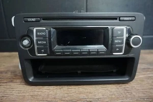 VW T5 Autoradio 7E0035156B gebraucht ohne Code Ungeprüft CD MP3 Radio - Bild 1 von 6