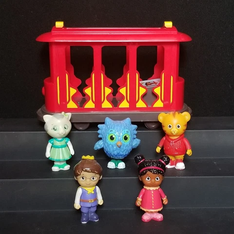 Daniel Tiger's Neighborhood 6 Lot Trolley Daniel Katerina O Owl Elaina Prince 2 Cover
