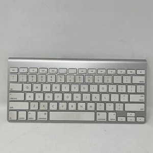 Apple A1314 Wireless Keyboard MC184LL/A Weiß Tasten Aluminium Metallfuß - Bild 1 von 14
