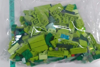 Sorted Lego greens Assorted Bricks - 1/2 Pound Bags (A116) - Image 1 of 2