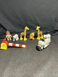 Lego Duplo Figures Lot Zoo Animals Zoo Keeper Police Motorcycle Gate Lot Of 8 - Picture 1 of 14