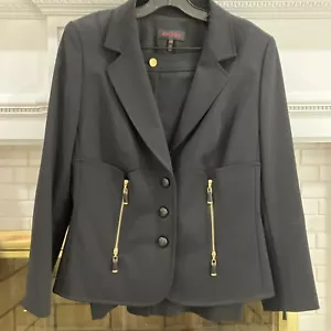 Tuta Escada nera, classica, gonna e giacca, cerniere oro, taglia 46 tetto $3290,00 - Foto 1 di 16