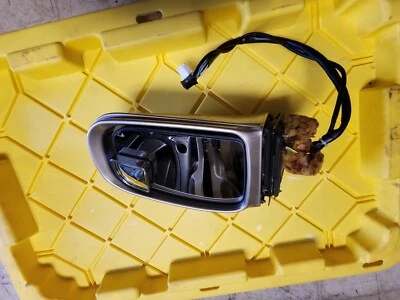 1999-2000-01-2002 MERCEDES-BENZ W220 S430 S500 RIGHT PASSENGER SIDE MIRROR GOLD - Image 1 of 3