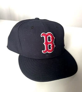 Boston Red Sox Hat Fitted Size 7 1/4 New Era - Picture 1 of 4