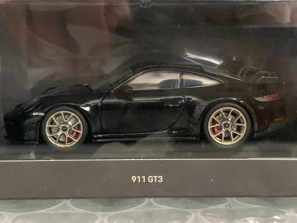 Porsche 911 GT3 (992) 2021 Jet Black Metallic Лимитированная серия Minichamps 1:43 - Изображение 1 из 4