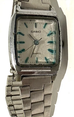 Vintage Women's Casio Quartz Watch - image 1 of 4