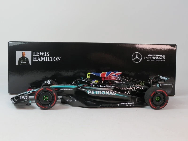 Minichamps Mercedes W15 #44 Lewis Hamilton winner British 2024 1/18 110241244 - Immagine 1 di 4