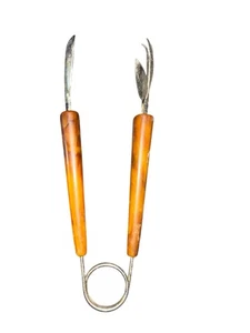 Vintage Bakelite Butterscotch Handle Claw Foot Ice Tongs - Picture 1 of 8