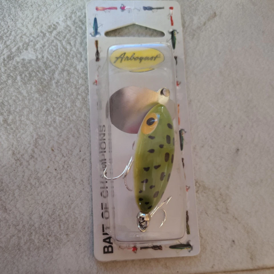 Rana Misc Lite TOP WATER, cebos giratorios, etc. Lote de 22 PCs Foto 1 de 1