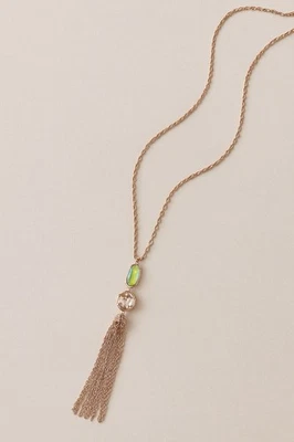 Colar longo de ouro rosa Kendra Scott com pedra verde e transparente + pingente de borla - Imagem 1 de 4