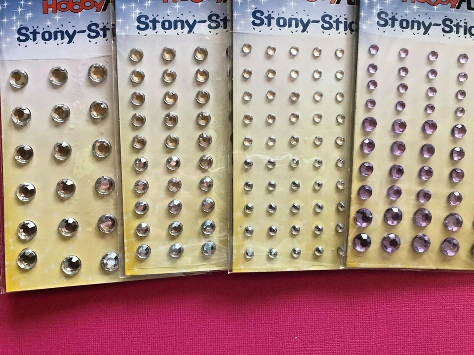 Plastik-Halbperlen, selbstklebend, versch. Größen - Bild 1 von 1