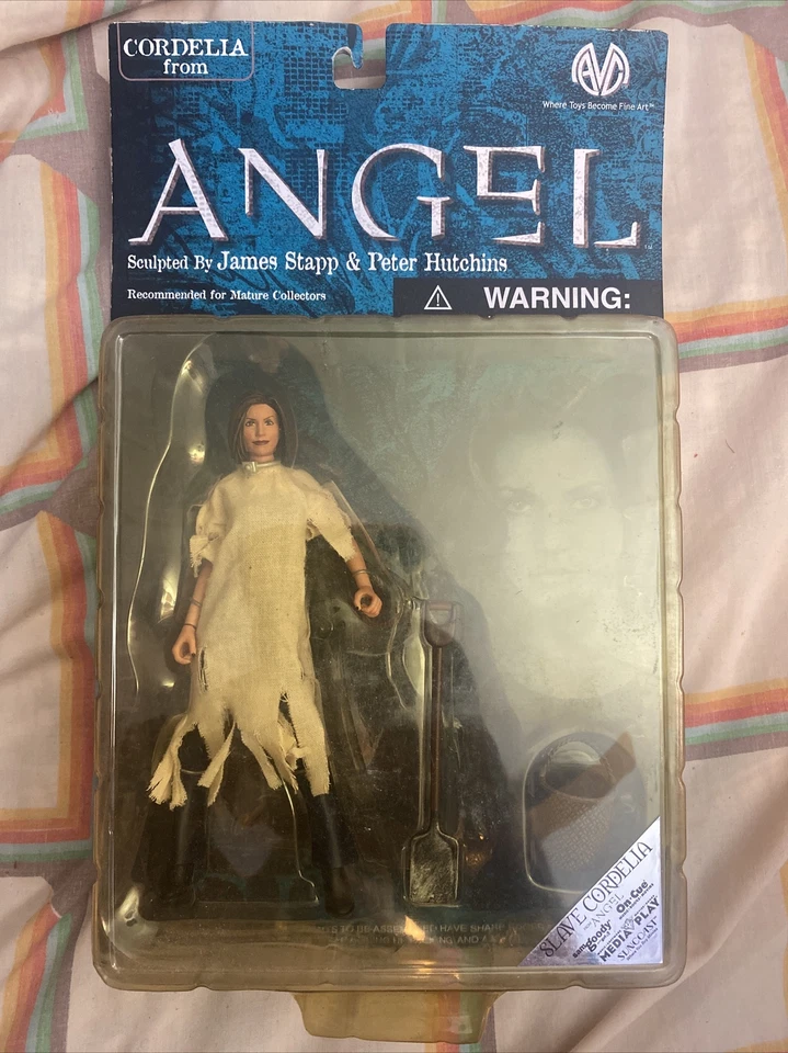 Slave Cordelia Sam Goody exclusivo 2005 Angel Moore acción sin usar, en caja Foto 1 de 4