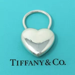 NYJEWEL Tiffany & Co. 925 Sterling Silver Heart Key Ring Purse Charm - Picture 1 of 5