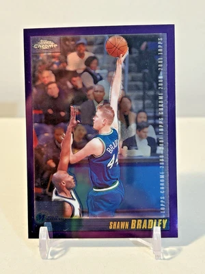 2000-01 Topps Chrome Shawn Bradley Dallas Mavericks #104 NBA - Image 1 of 2