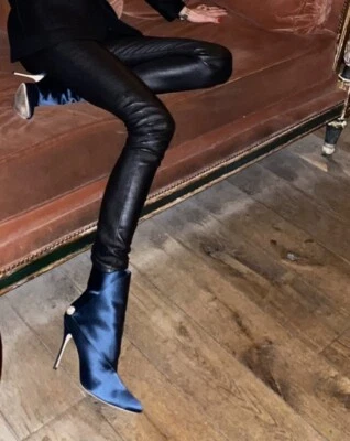 Manolo Blahnik ☼ Mujer Botines 42 (12) Azul Oscuro Satinado y Forrado Cuero Foto 1 de 4