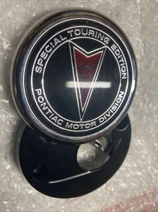 1989-1991 OEM NOS Pontiac 6000 STE trunk lock cover emblem GM 20605991 20626595 - Picture 1 of 6