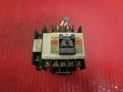 CONTACTOR ELÉCTRICO FUJI SC-05 (13) 4NC0G0 BOBINA 100-110V con TALLA-AL Foto 1 de 4