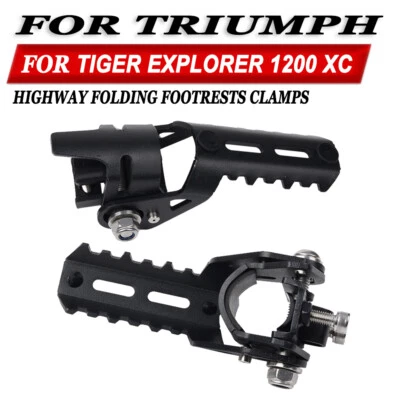 Front Foot Pegs Folding Footrests Clamps For Triumph Tiger Explorer 1200 1200XC Foto 1 de 4