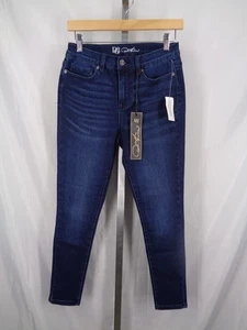 DG2 Diane Gilman Skinny Jeans Size 2P New - Picture 1 of 10