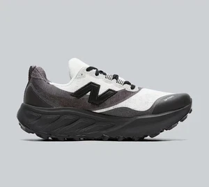 New Balance Fresh Foam X Hierro V9 in weiß/schwarz - BESCHÄDIGTE BOX - Größe: 10uk - Bild 1 von 14