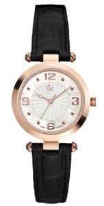 Guess Collection Black Genuine Leather Band Rose Gold Tone Ladies Watch Y17012L1 - Picture 1 of 2