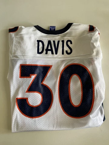 Vintage Champion Terrell Davis #30 Broncos NFL Football White Jersey Men’s Sz L Cover