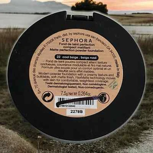Sephora Matte Perfection Powder Foundation - 22 Cool Beige - Full Size - Picture 1 of 4