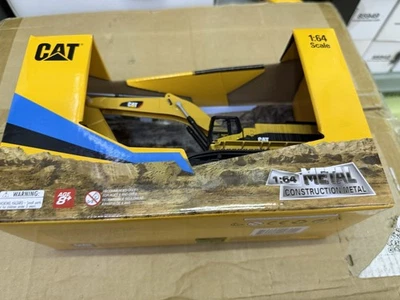 DM 1/64 Scale Cat 385C L Hydraulic Excavator Diecast Model Collection 84651 - Image 1 of 4