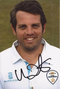 DERBYSHIRE * WES DURSTON SIGNED 6x4 PORTRAIT PHOTO+COA - Picture 1 of 1