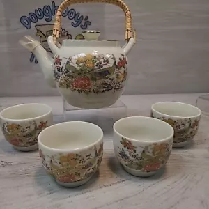 Tetera de porcelana japonesa vintage flores de pavo real + 4 tazas con grietas - Imagen 1 de 9