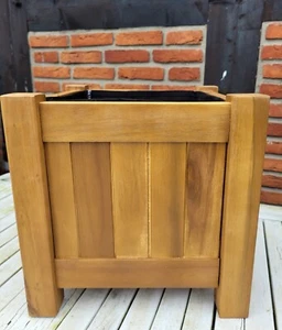 TOP-SALE: 2 o. 4 Stück 30x30x30cm Pflanzgefäß Pflanzkübel "Falco" , Akazienholz - Bild 1 von 7