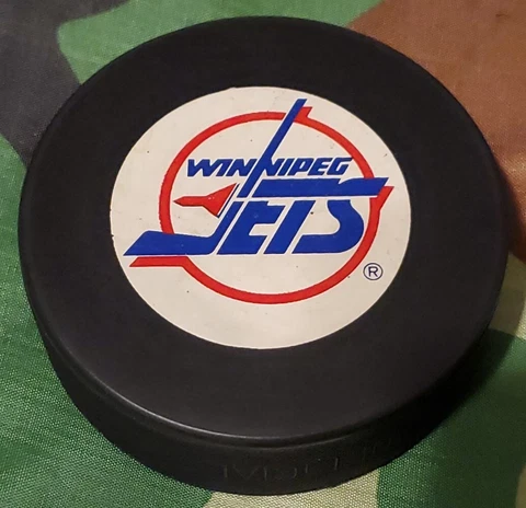 WINNIPEG JETS NHL VINTAGE LICENSED PUCK TRENCH MFG. IN CZECHOSLOVAKIA 🇨🇿 Cover