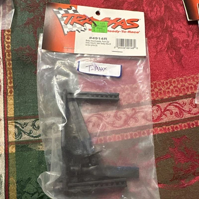 Traxxas 4914R Body Mount Posts Front/ Body Mount Rear/ Screw Pins T-MAXX - Image 1 of 3