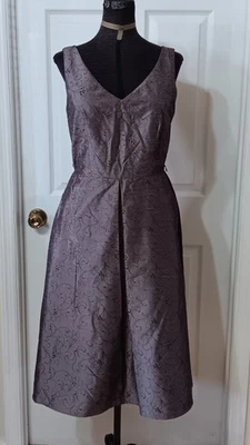 Vestido de tafetán bordado forrado años 50 talla mediana Foto 1 de 4