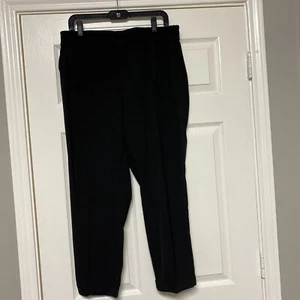 New York & Company Stretchy Pants With Cuffs Black Ships Fast New Without Tags - Picture 1 of 6