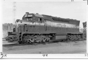 9F453 RP 1980 VITORIA MINAS EISENBAHN LOK #827 VITORIA BRASILIEN - Bild 1 von 1