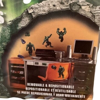 Juego de 20+ calcomanías de pared RoomMates The Incredible Hulk pelar y pegar arte de pared decoración Foto 1 de 4